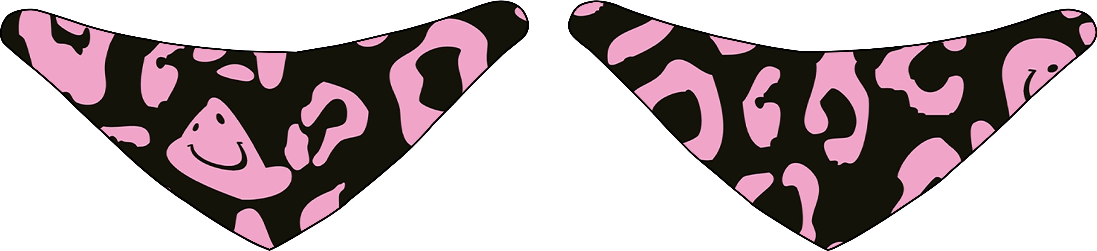 Reversible Pet Bandana: Style Meets Functionality for Your Furry Friend